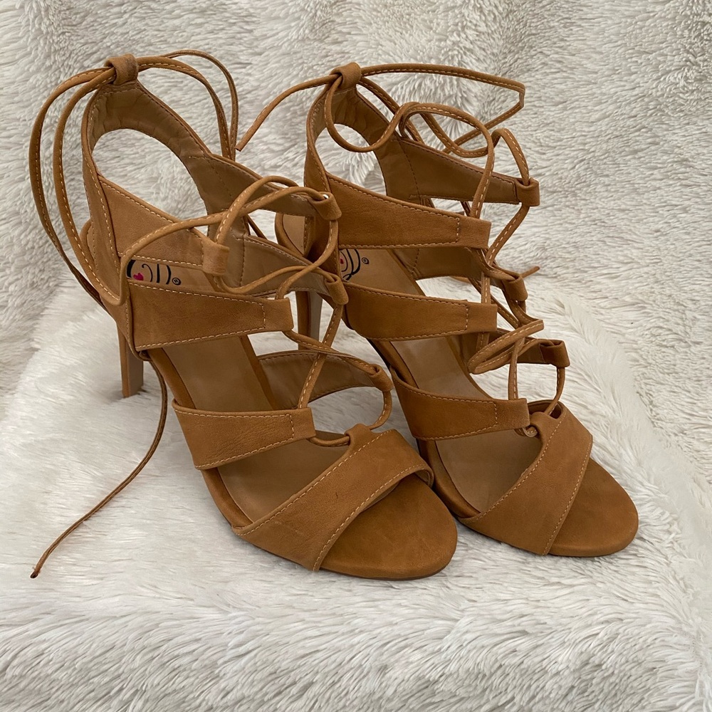 Lola Shoetique Lace Up Heels